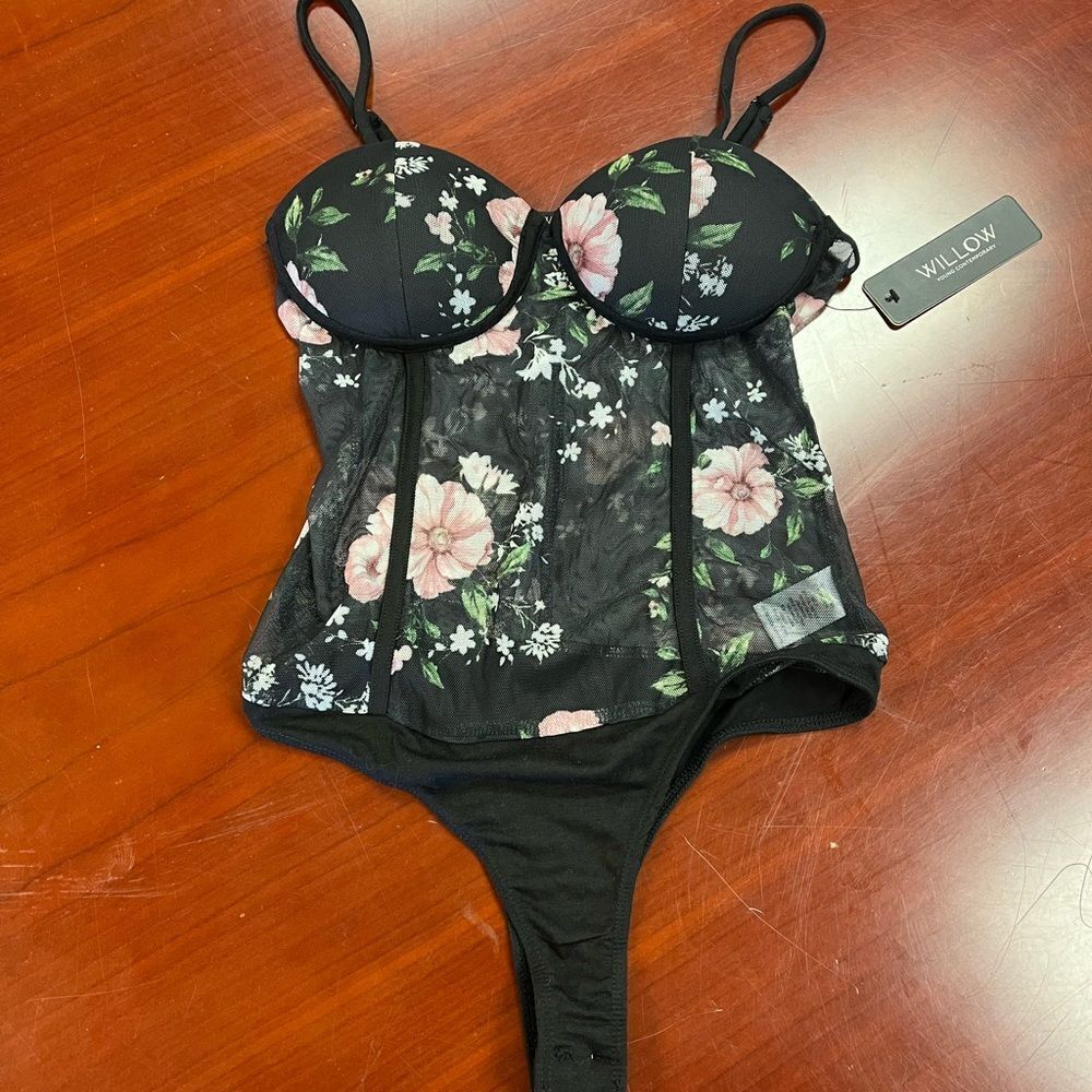 Willow Black Floral Mesh Padded Cup Bodysuit sz M NWT